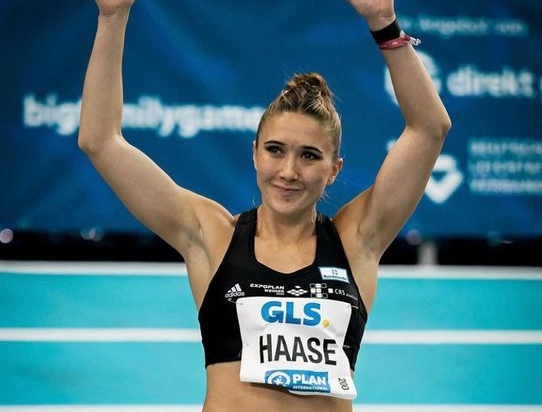 LEICHTATHLETIK -- VIER TITEL BEI HALLEN-DM