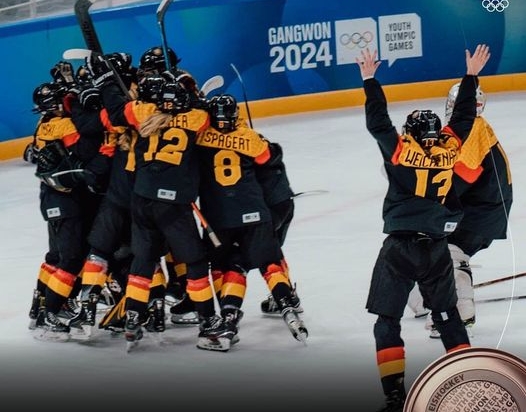 EISHOCKEY - BRONZE FÜR MÄDELS