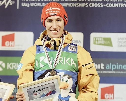 SKISPRINGEN - JWM-BRONZE FÜR ADRIAN TITTEL