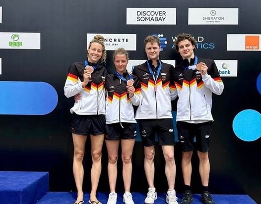 SCHWIMMEN - STAFFELBRONZE BEIM WELTCUP IN SOMA BAY