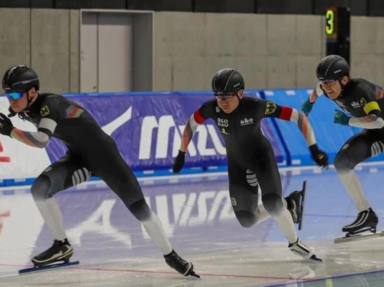 EISSCHNELLLAUF - JWM: KNAPP AN DER MEDAILLE